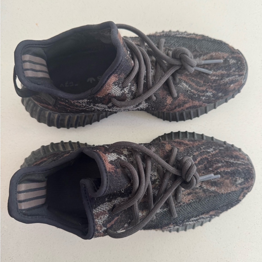 YEEZY boost adidas black brown sneakers size 5